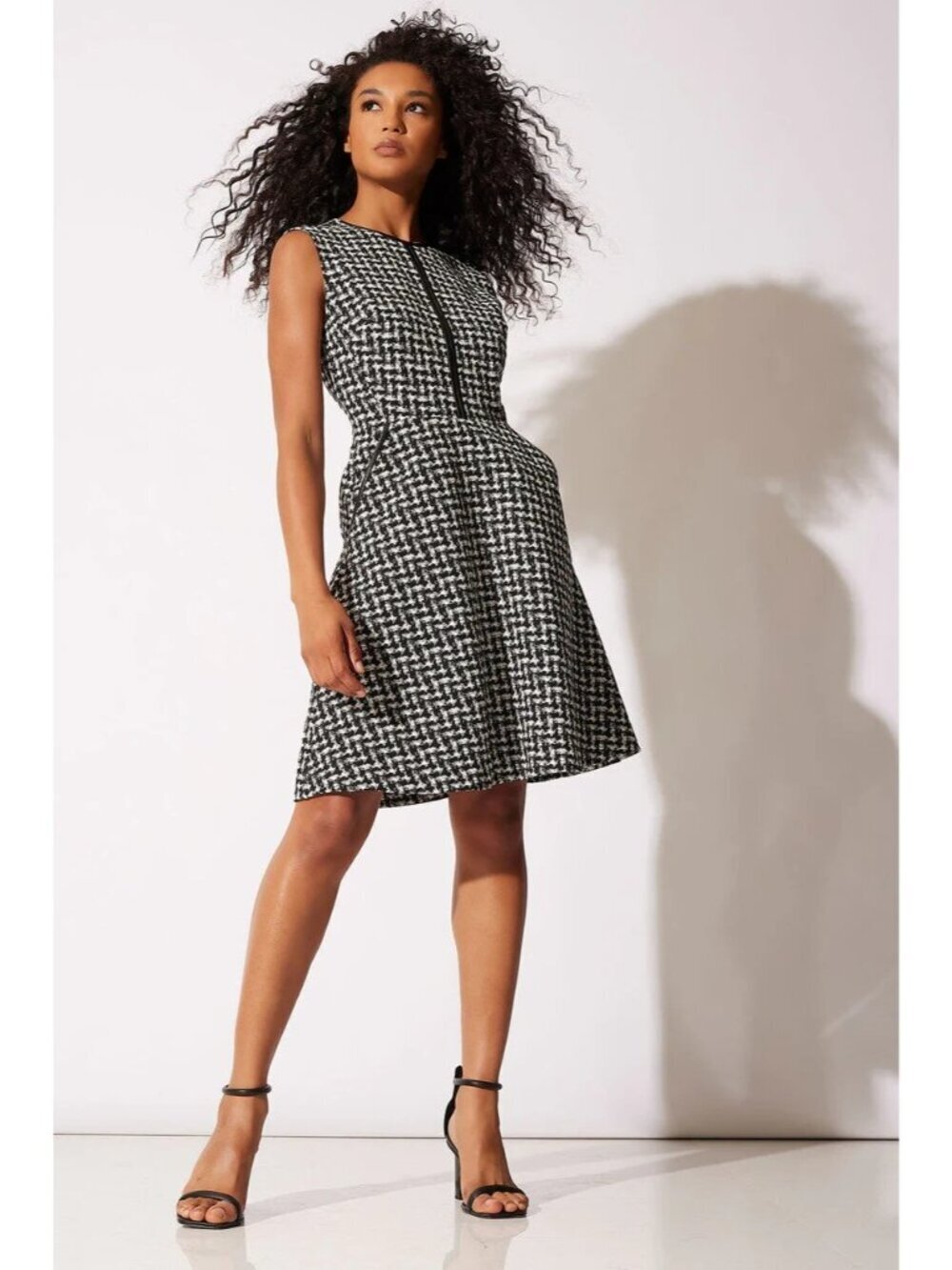 Natori Japanese Check V-Neck Dress Black White 10